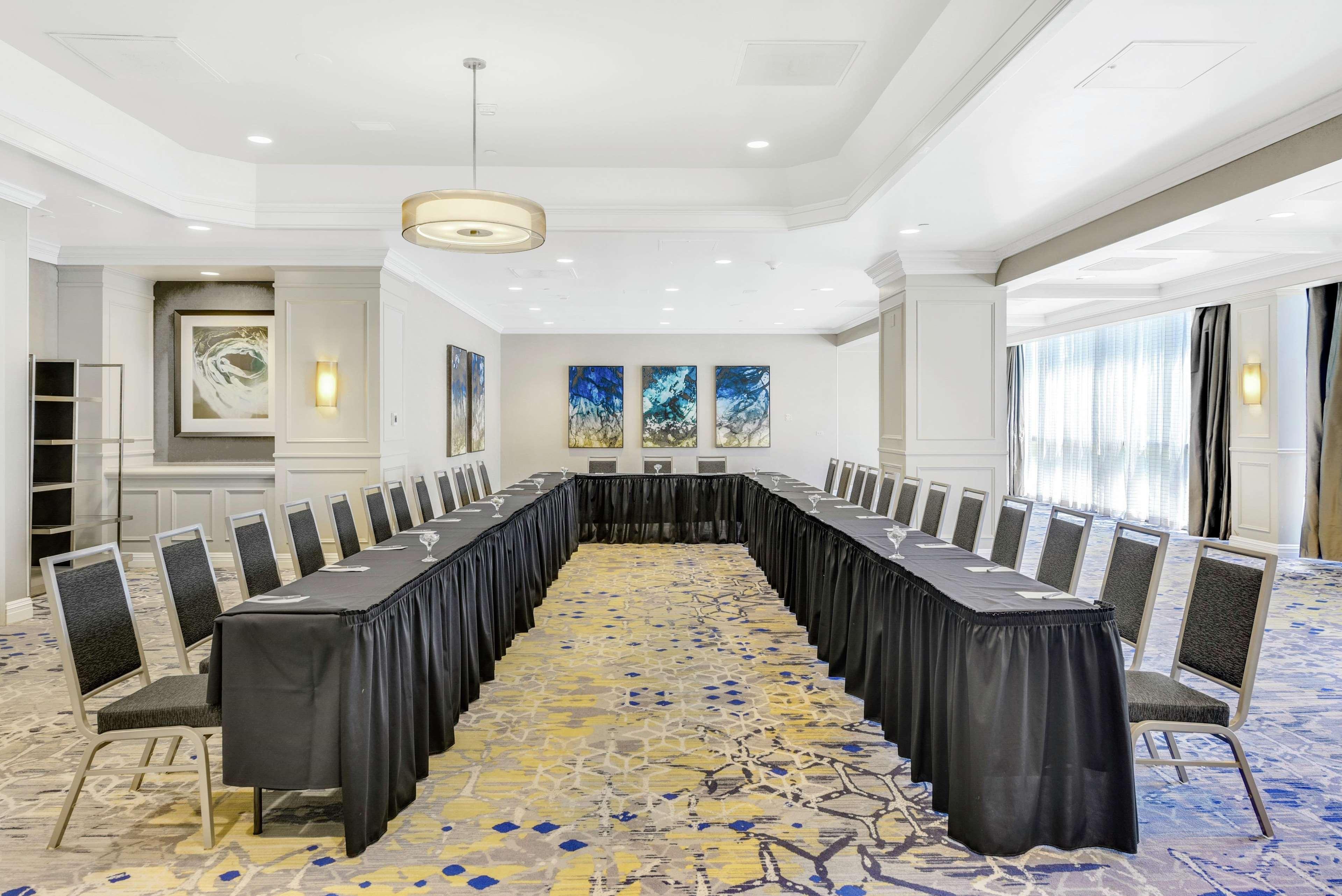 Embassy By Hilton Anaheim-orange Anaheim