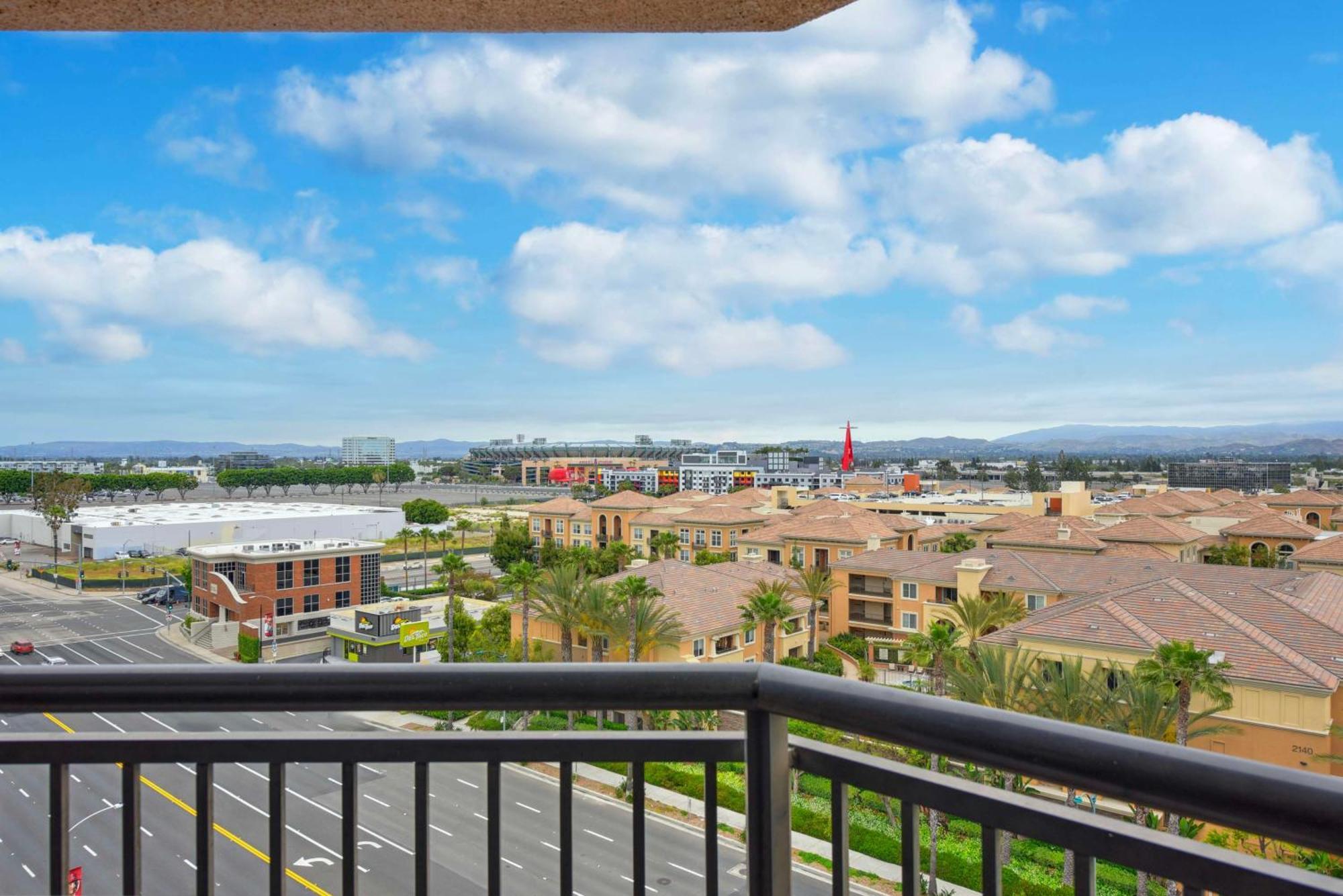 Embassy By Hilton Anaheim-orange Hotel 3*