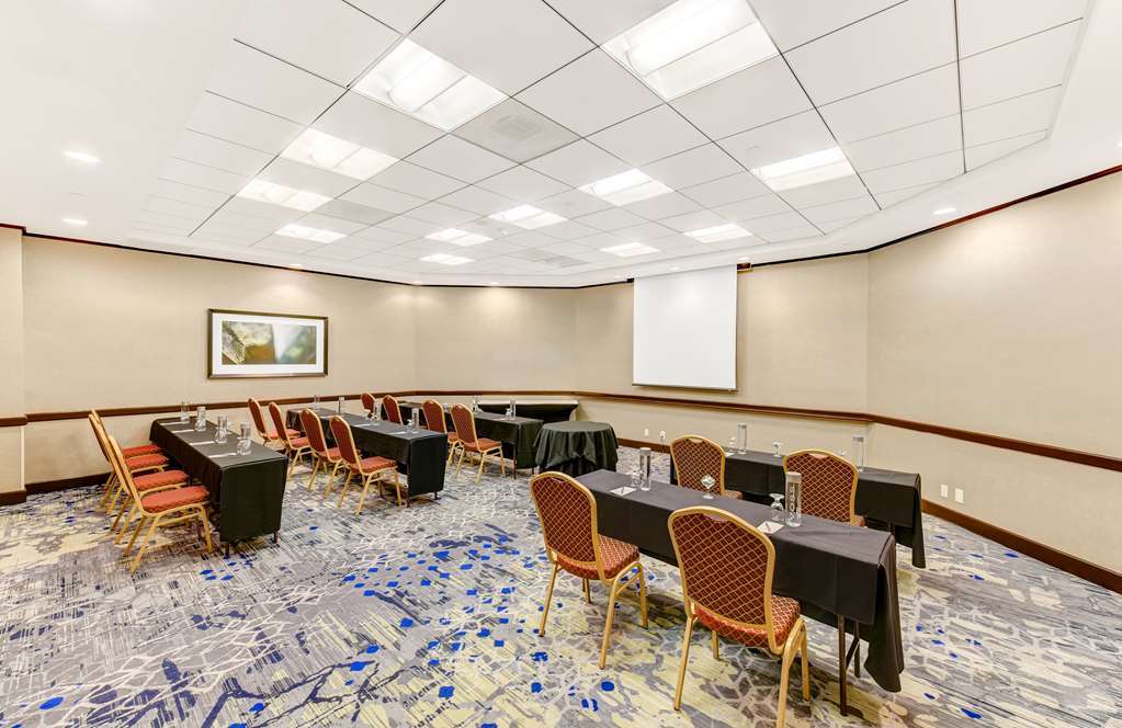 Embassy By Hilton Anaheim-orange Hotel 3*